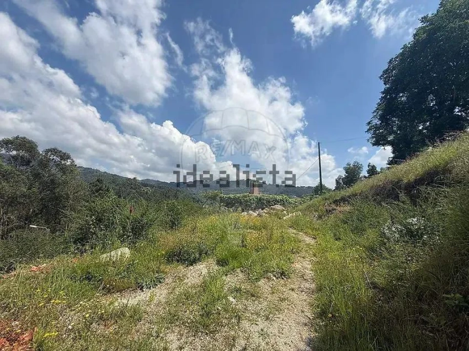 Moradia T1 para Venda em Freitas e Vila Cova Foto 25