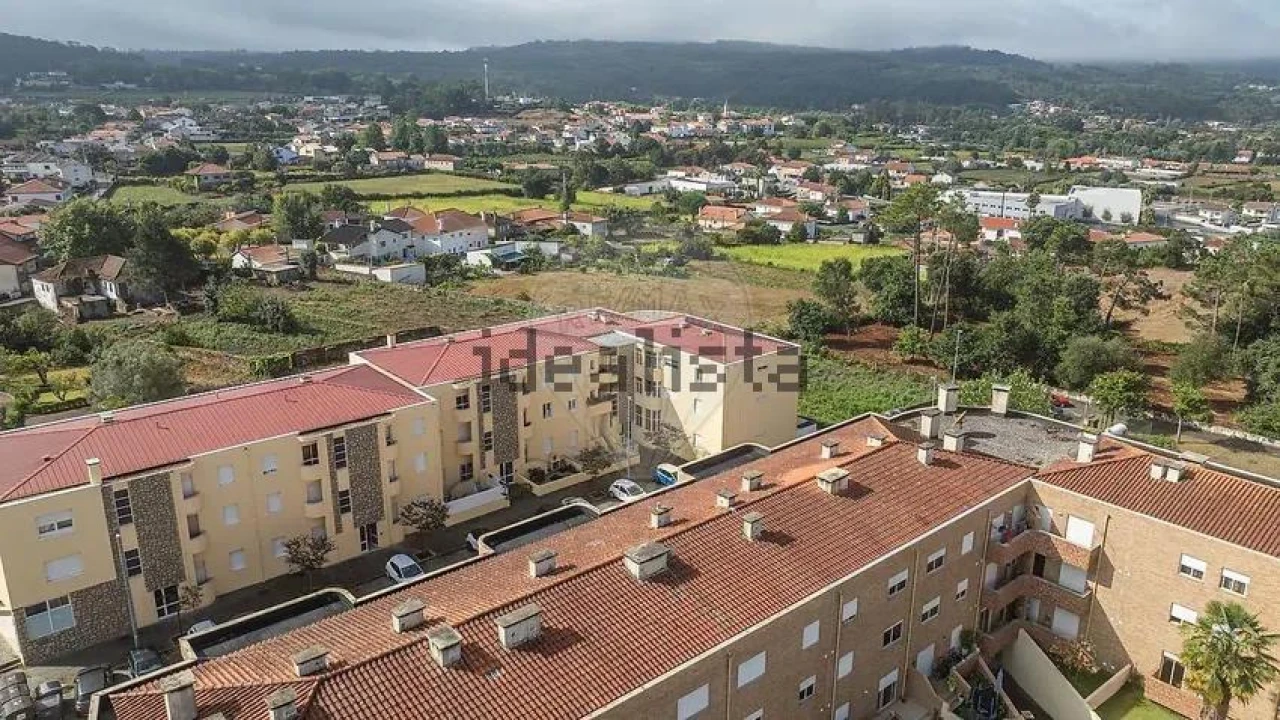 Apartamento T3 para Venda em Forjães Foto 22