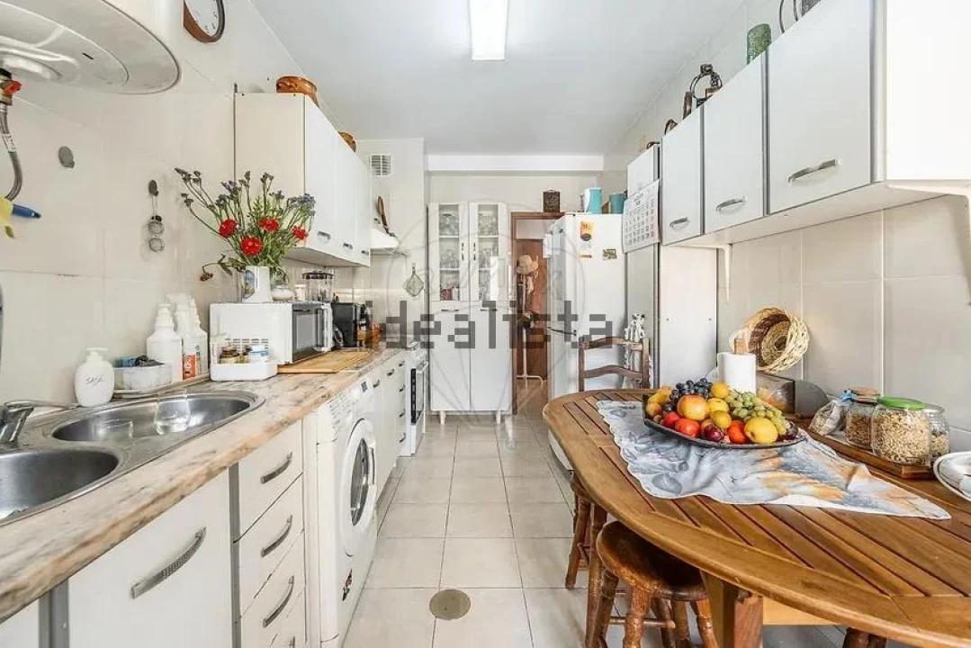 Apartamento T3 para Venda em Forjães Foto 4