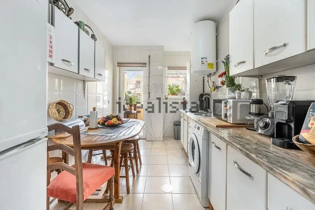 Apartamento T3 para Venda em Forjães Foto 5