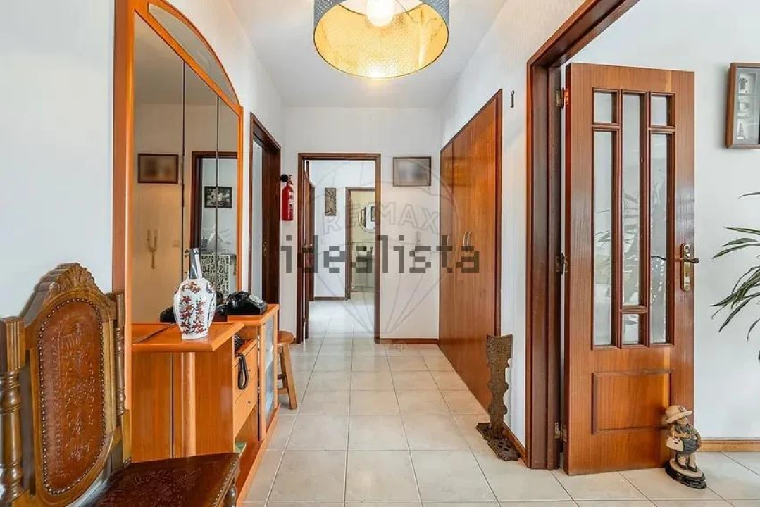 Apartamento T3 para Venda em Forjães Foto 7