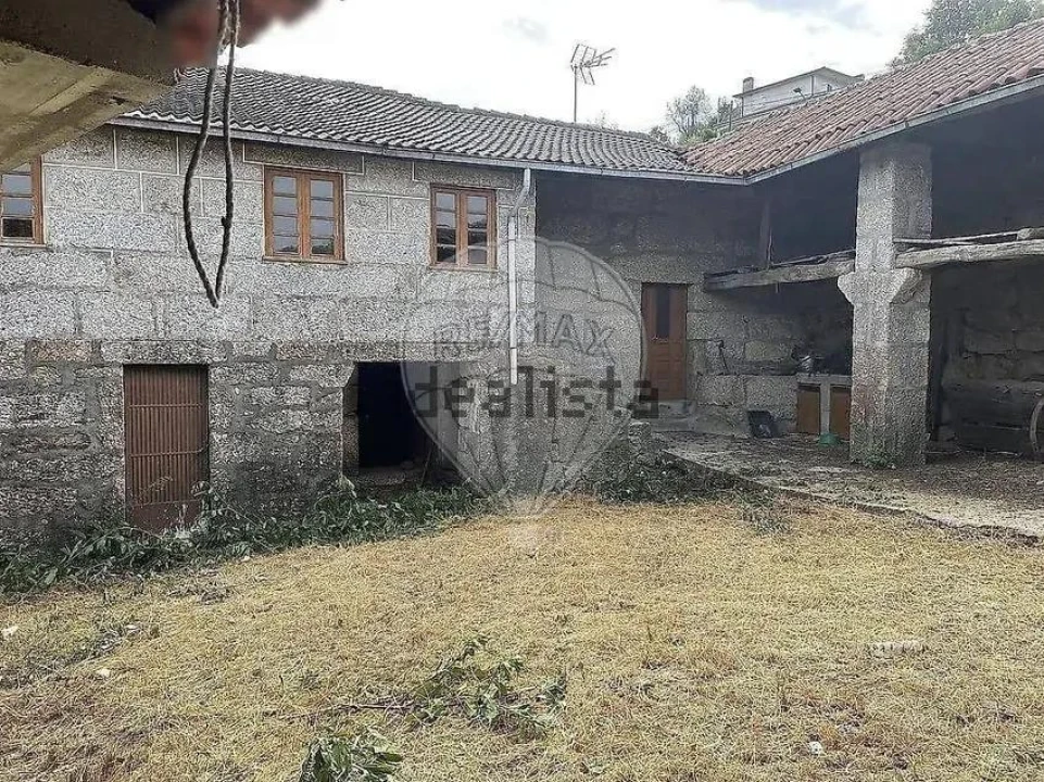 Moradia T1 para Venda em Sobradelo da Goma Foto 25