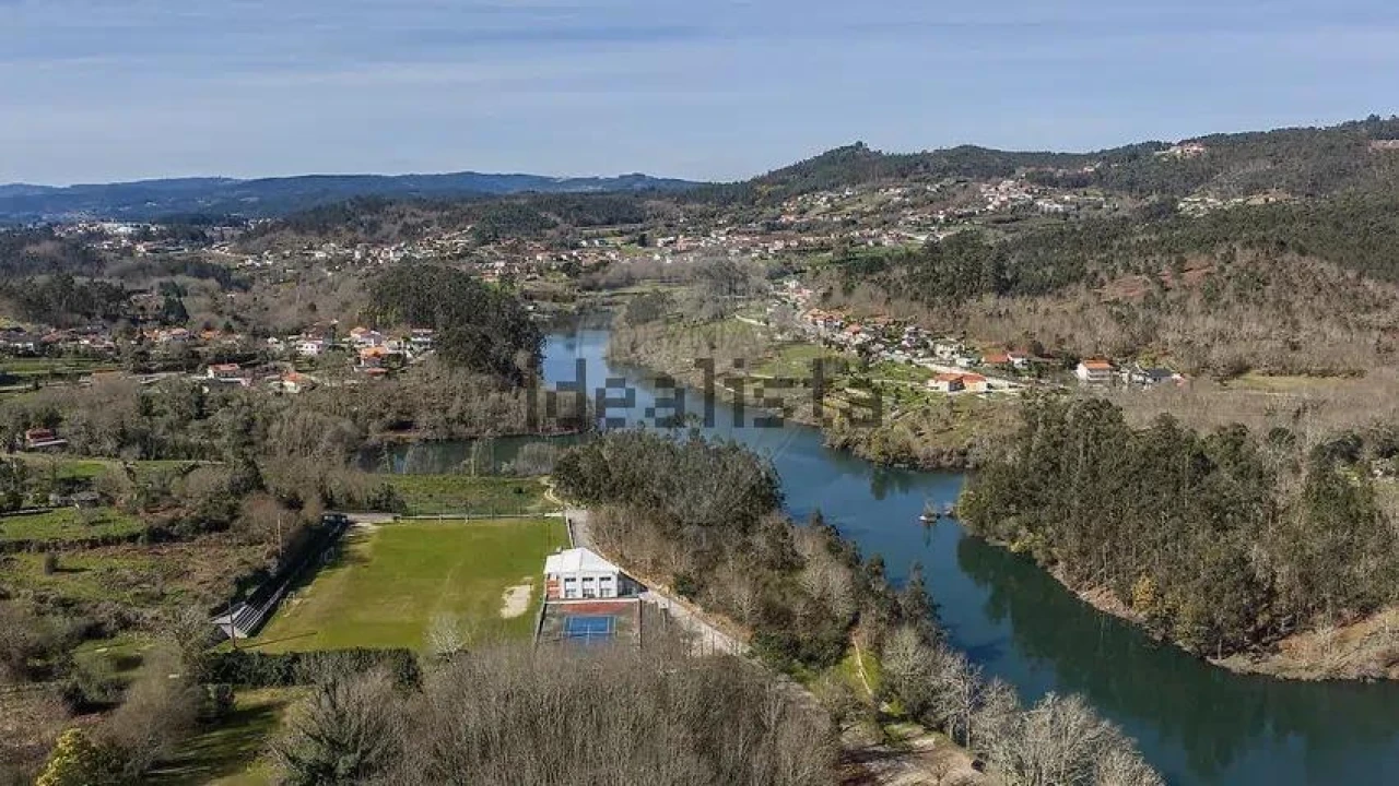 Moradia T1 para Venda em Sobradelo da Goma Foto 3