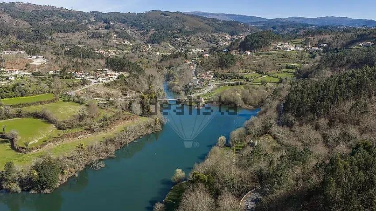 Moradia T1 para Venda em Sobradelo da Goma Foto 5