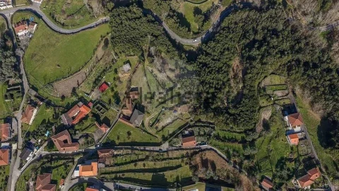 Moradia T1 para Venda em Sobradelo da Goma