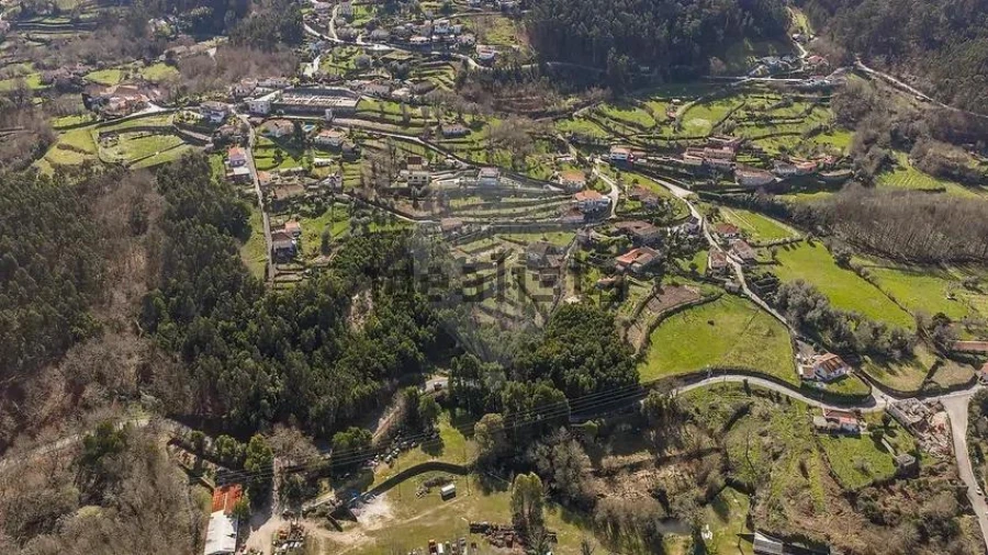 Moradia T1 para Venda em Sobradelo da Goma Foto 11
