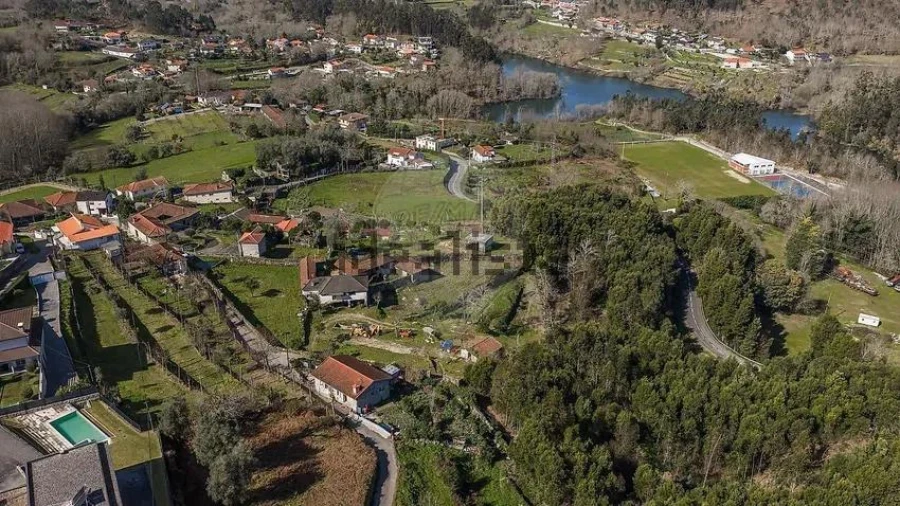 Moradia T1 para Venda em Sobradelo da Goma Foto 7