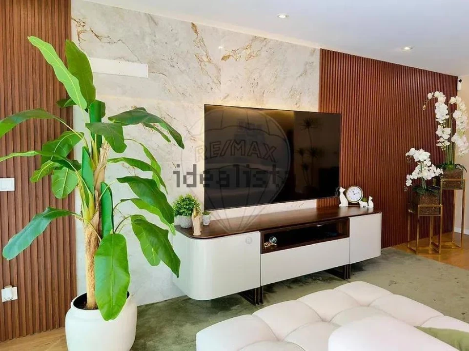 Moradia T4 para Venda em Gemeses Foto 10