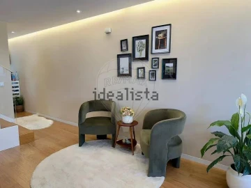 Moradia T4 para Venda em Gemeses