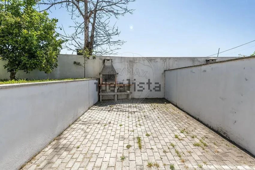 Moradia T4 para Venda em Braga (Maximinos, Sé e Cividade) Foto 32