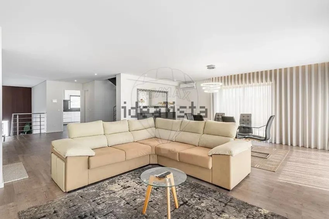 Moradia T4 para Venda em Braga (Maximinos, Sé e Cividade) Foto 4