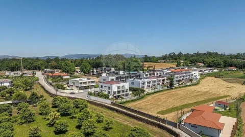 Moradia T4 para Venda em Braga (Maximinos, Sé e Cividade)