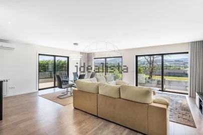 Moradia T4 para Venda em Braga (Maximinos, Sé e Cividade)