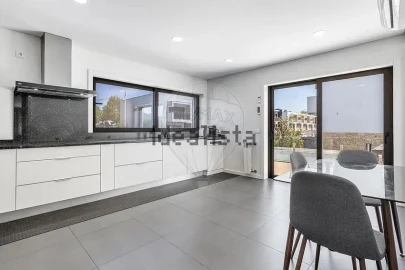 Moradia T4 para Venda em Braga (Maximinos, Sé e Cividade)
