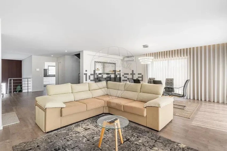 Moradia T4 para Venda em Braga (Maximinos, Sé e Cividade) Foto 4
