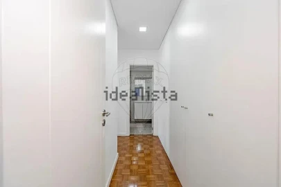 Apartamento T4 para Venda em Barcelos, V.Boa, V.Frescainha