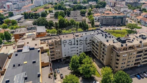 Apartamento T4 para Venda em Barcelos, V.Boa, V.Frescainha