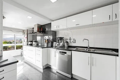 Apartamento T4 para Venda em Barcelos, V.Boa, V.Frescainha