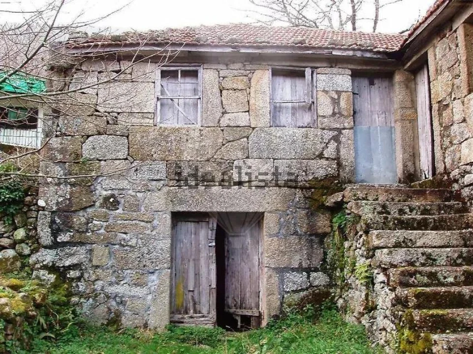 Moradia T1 para Venda em Vila e Roussas Foto 10