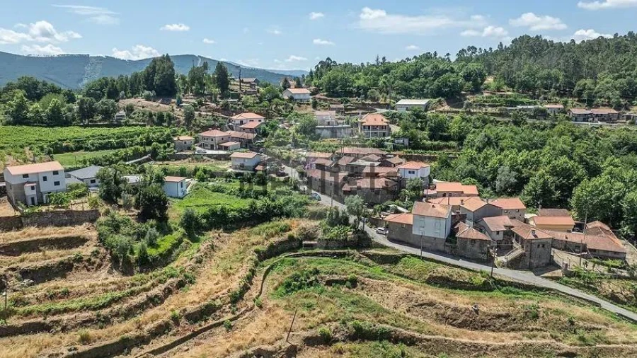 Moradia T1 para Venda em Mondim de Basto Foto 3