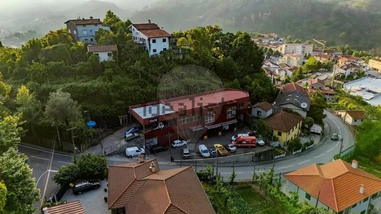 Negócio para Venda em Moimenta Foto 1