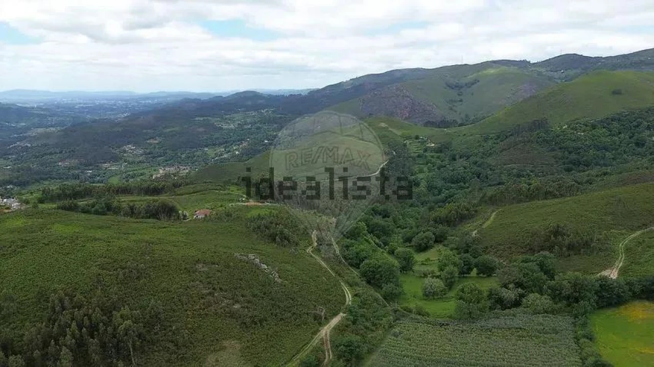 Moradia T1 para Venda em Gondoriz Foto 2