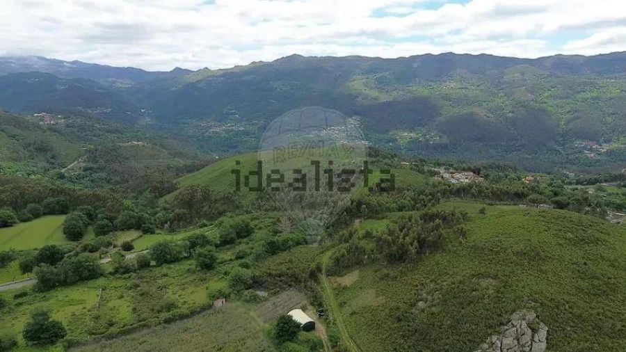 Moradia T1 para Venda em Gondoriz Foto 11