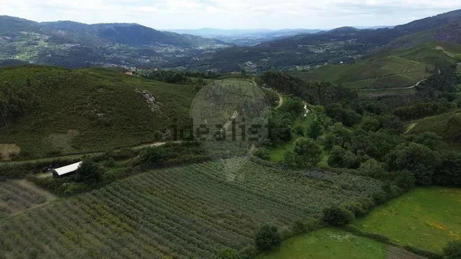Moradia T1 para Venda em Gondoriz Foto 13