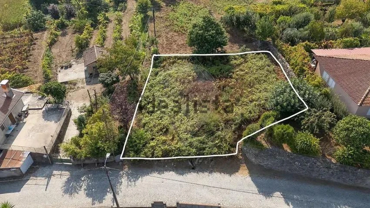 Terreno para Venda em Vila Verde e Barbudo Foto 23