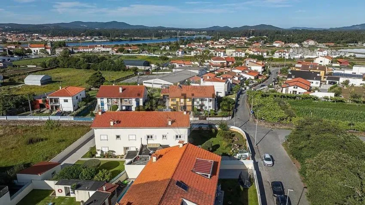 Moradia T4 para Venda em Apúlia e Fão Foto 7