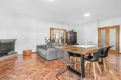 Moradia T4 para Venda em Apúlia e Fão