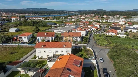 Moradia T4 para Venda em Apúlia e Fão