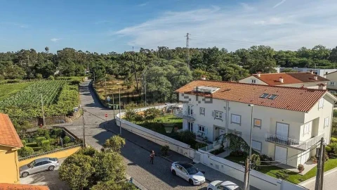 Moradia T4 para Venda em Apúlia e Fão