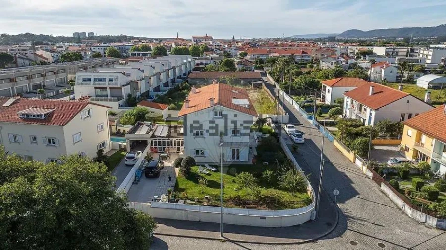 Moradia T4 para Venda em Apúlia e Fão Foto 6