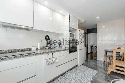 Apartamento T3 para Venda em Braga (Maximinos, Sé e Cividade)