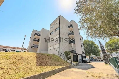 Apartamento T3 para Venda em Braga (Maximinos, Sé e Cividade)
