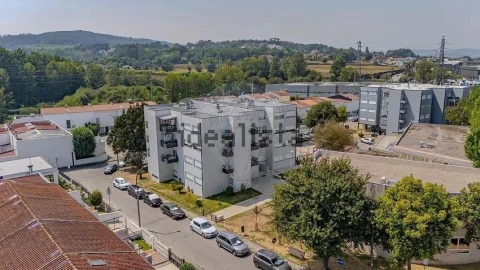 Apartamento T3 para Venda em Braga (Maximinos, Sé e Cividade)