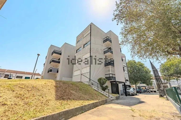 Apartamento T3 para Venda em Braga (Maximinos, Sé e Cividade) Foto 27