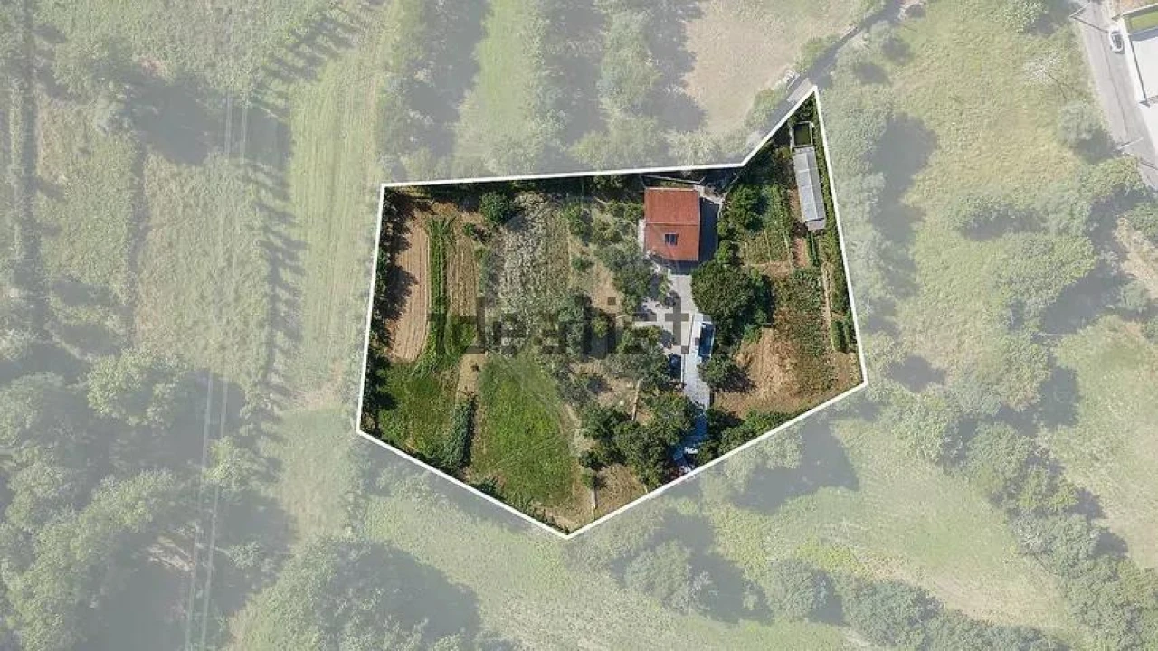 Moradia T4 para Venda em Moure Foto 47
