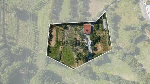 Moradia T4 para Venda em Moure