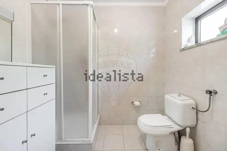 Moradia T4 para Venda em Moure Foto 24