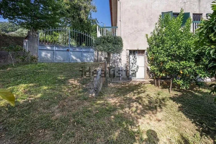 Moradia T4 para Venda em Moure Foto 41