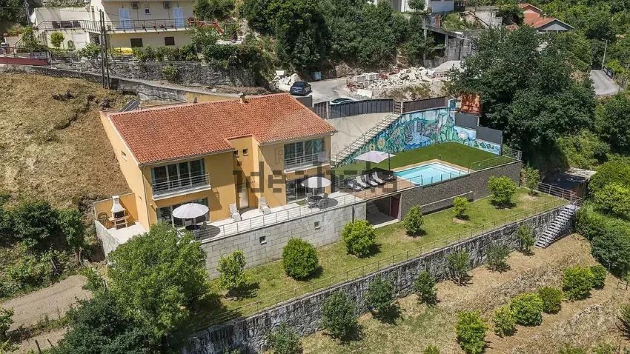 Moradia T3 para Venda em Rio Caldo Foto 13