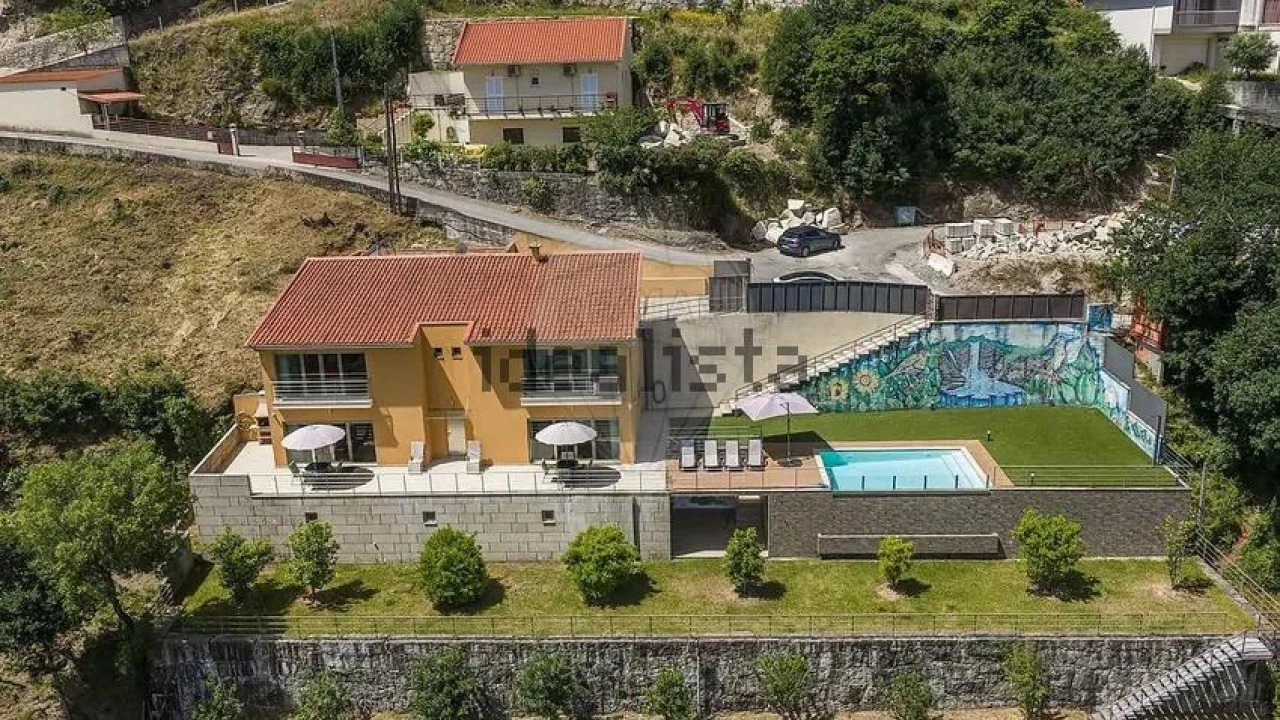 Moradia T3 para Venda em Rio Caldo Foto 15