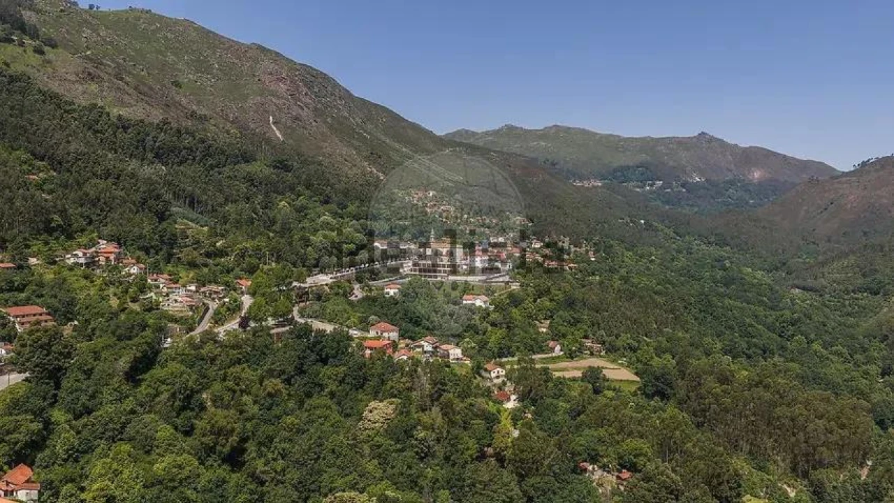 Moradia T3 para Venda em Rio Caldo Foto 8