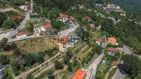 Moradia T3 para Venda em Rio Caldo