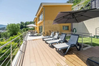 Moradia T3 para Venda em Rio Caldo