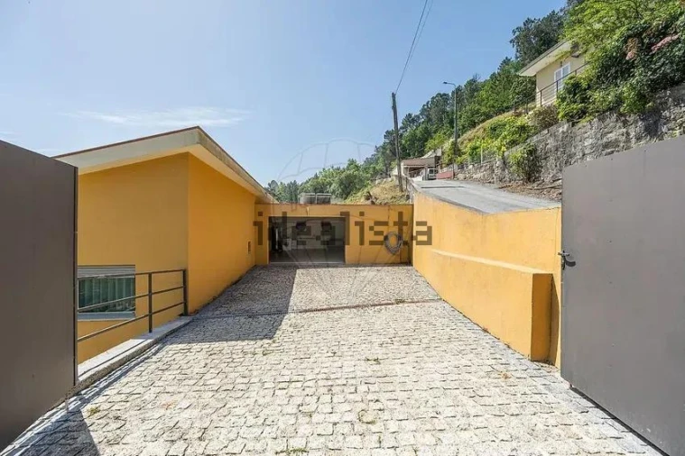 Moradia T3 para Venda em Rio Caldo Foto 20