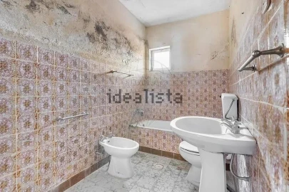 Moradia T3 para Venda em Viade de Baixo e Fervidelas