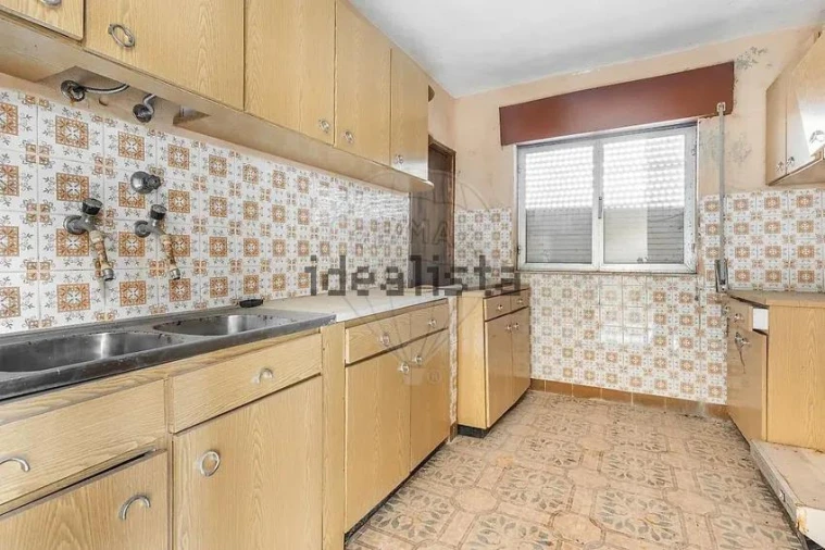Moradia T3 para Venda em Viade de Baixo e Fervidelas Foto 14